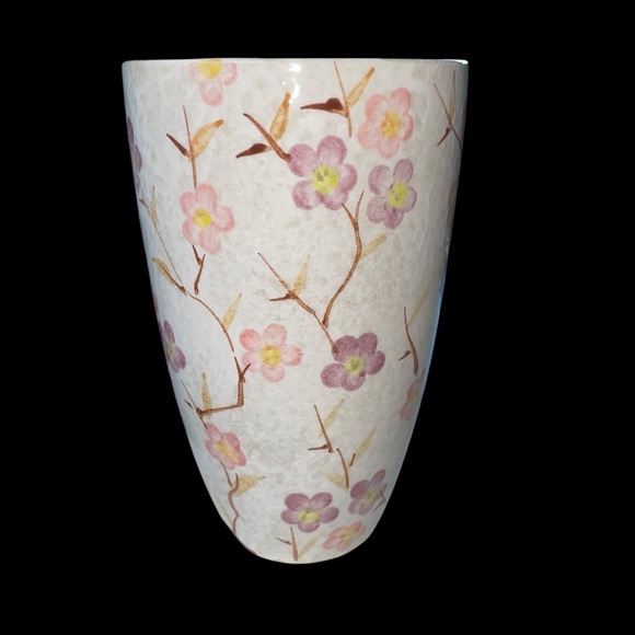 Classic Floral Ceramic Vase – White with Pink & Purple Blossoms - Picture 4 of 14